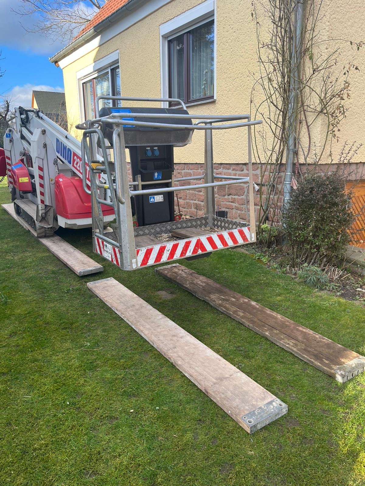 Moderner Garten mit Terrasse